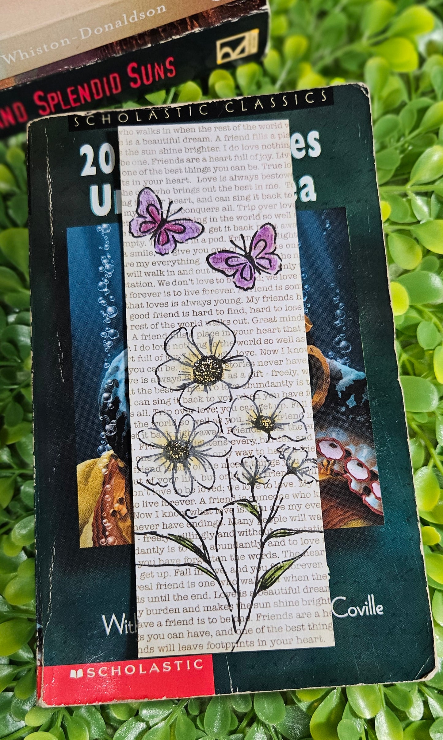 Handmade Floral Laminated Bookmarks β Cute Bookmarks for Readers, Gifts for Book Lovers, Unique Gifts, Literary Gifts, Bookish Things and Accessories