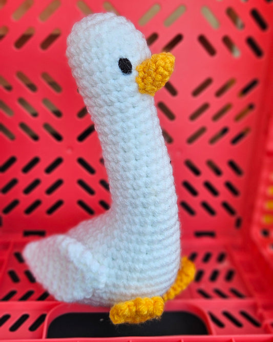 Handmade Crochet Goose Plushie – Waterfowl Cuteness